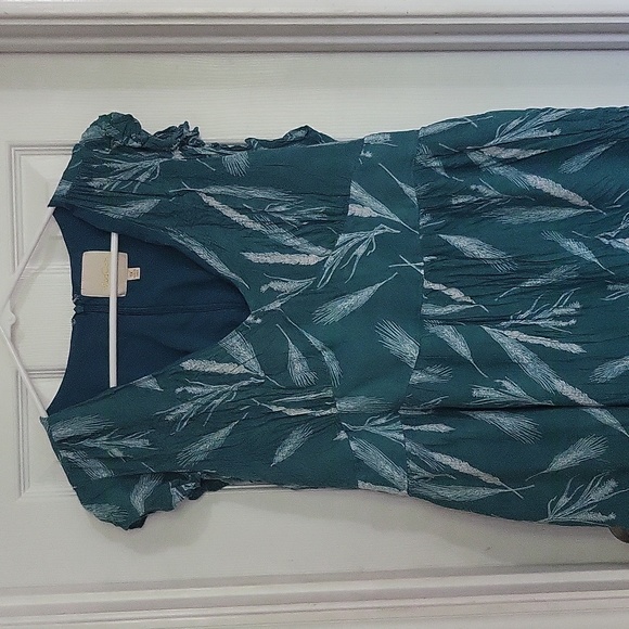 new green dress Dark Green Stretch Satin Long Dress With Beaded Lace Appliqué And Open